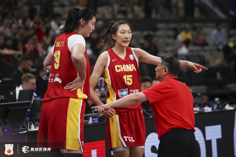 媒体人：就算杨瀚森成约基奇&女篮三大中锋成型 也难阻男女篮下行